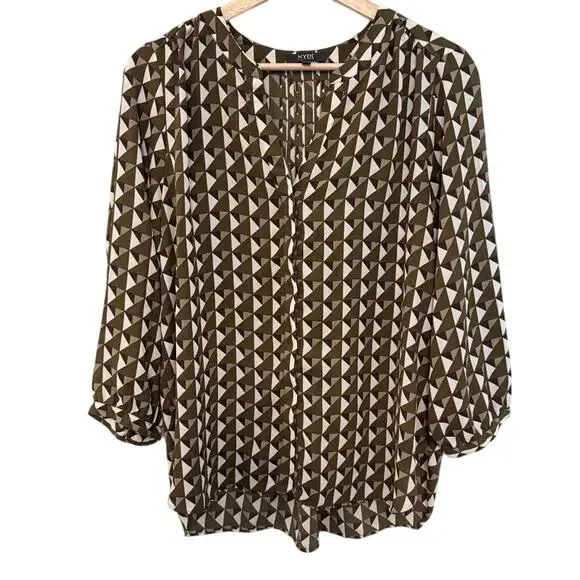 NYDJ Pintuck Blouse | Georgie Geo Print | Lightweight | Size Medium - Picture 1 of 6